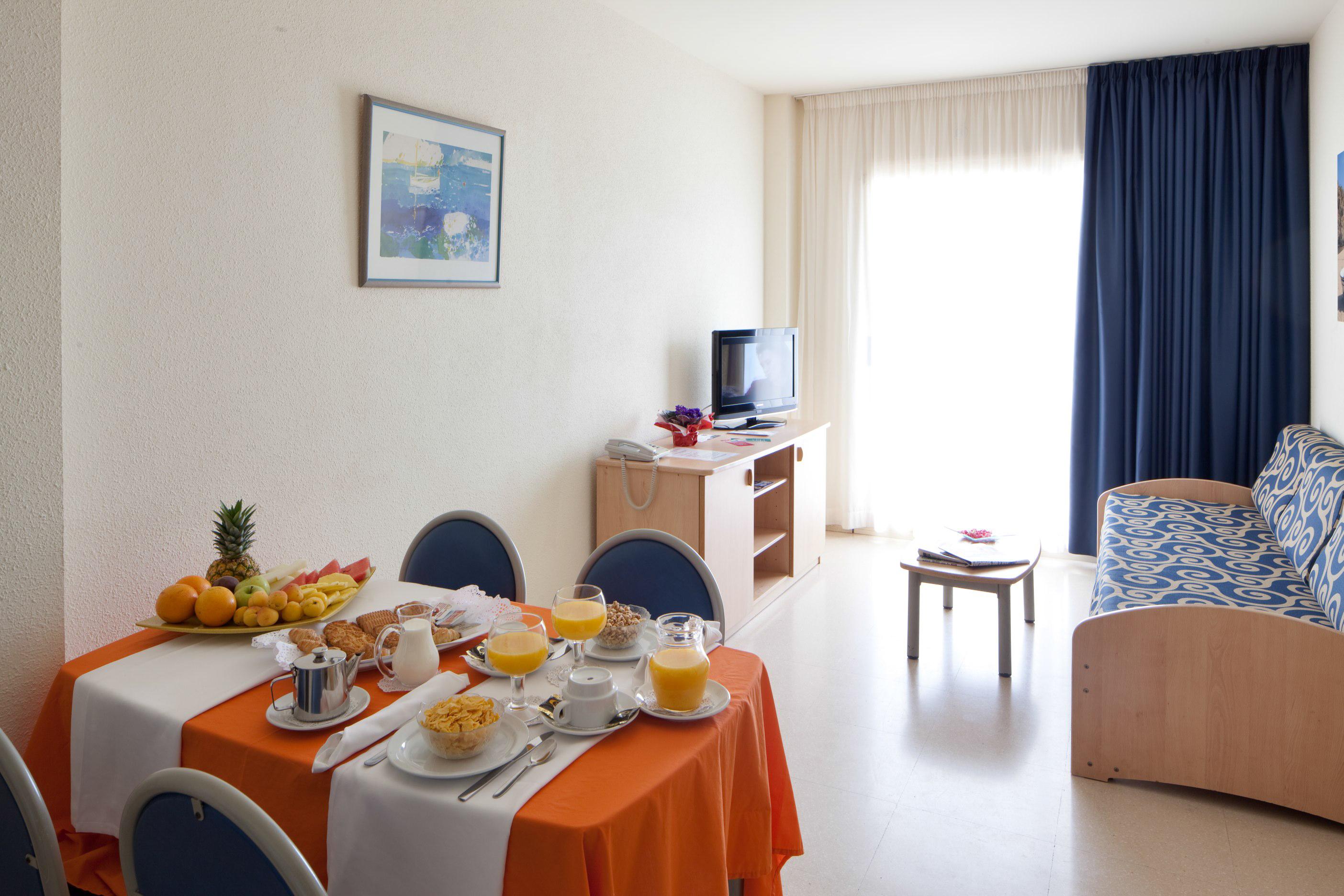 Htop Royal Sun Suites #Htopfun Santa Susanna Esterno foto